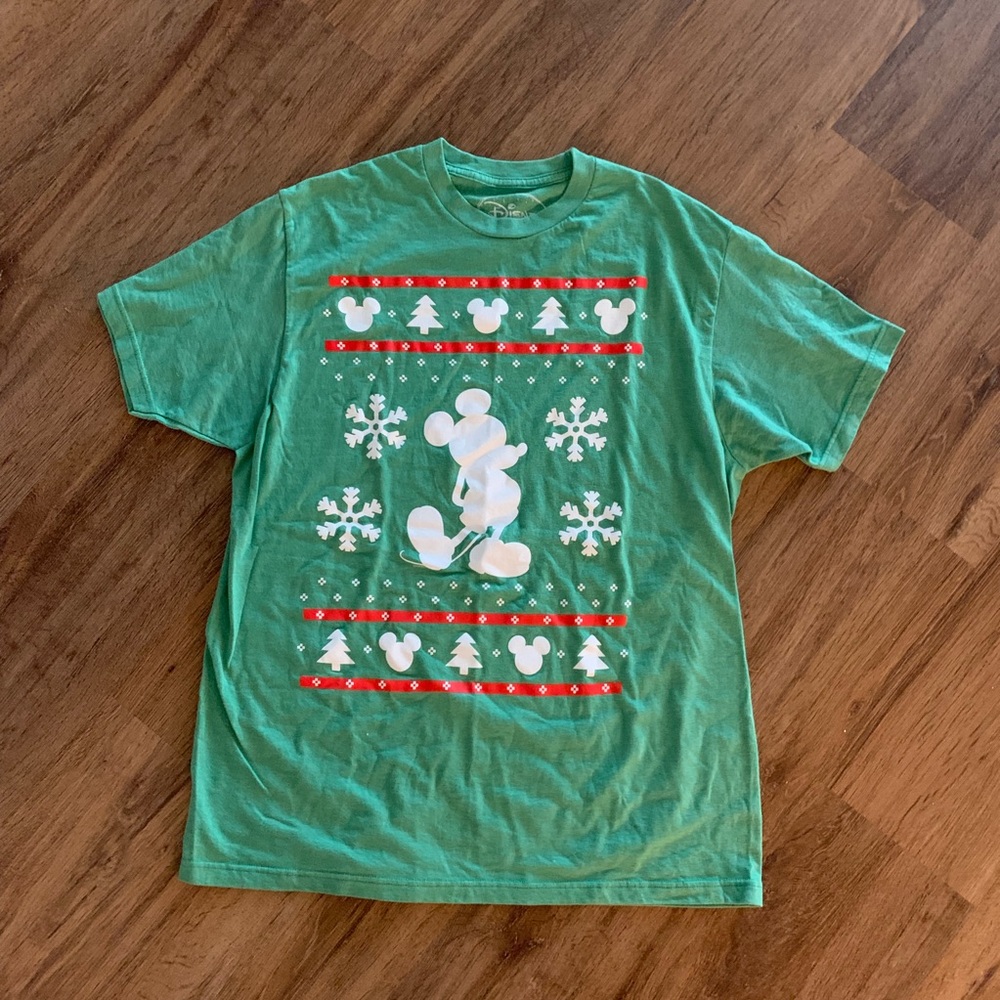 disney christmas tee